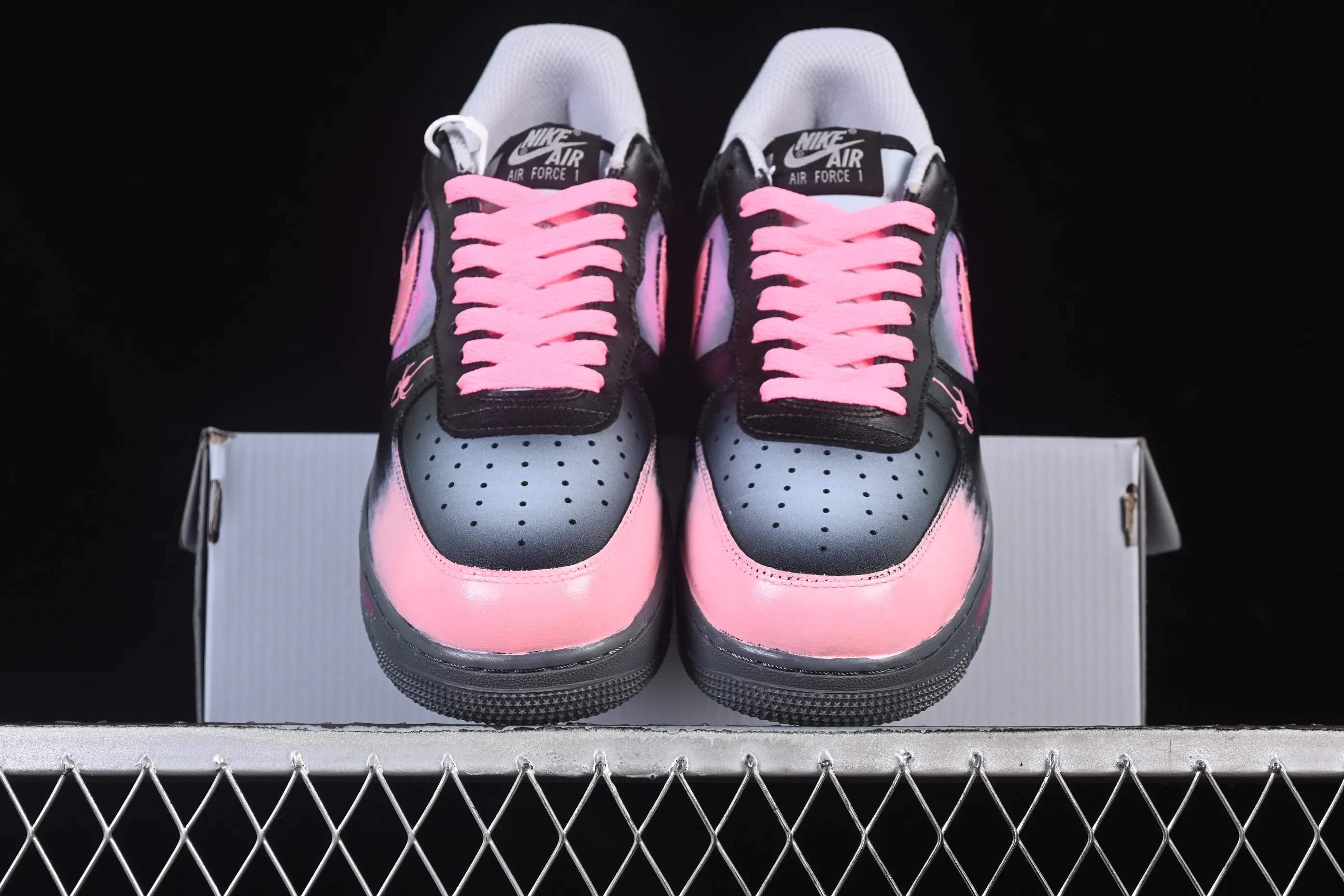 All categories Nk Air Force 1 Air Force series Nk Air Force 1 Low Air Force low top Nike Air Force 1'07 Low "Pink Electric Spider Shadow" Hand-painted graffiti Pink Electric Spider Shadow Air Force 1 low-top casual sneakers YD2425-011